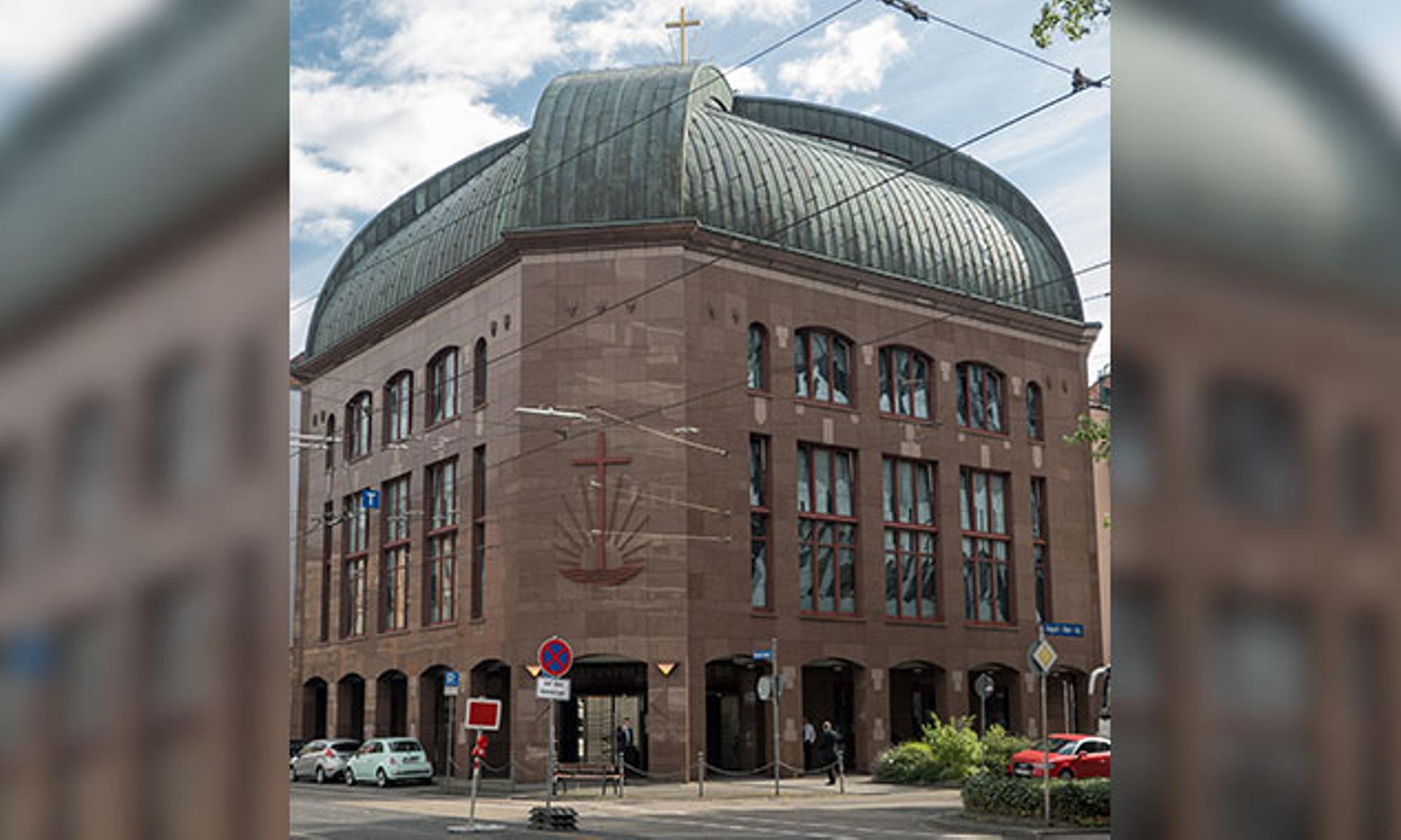 Das Kirchengebäude der Gemeinde Karlsruhe-Mitte heute