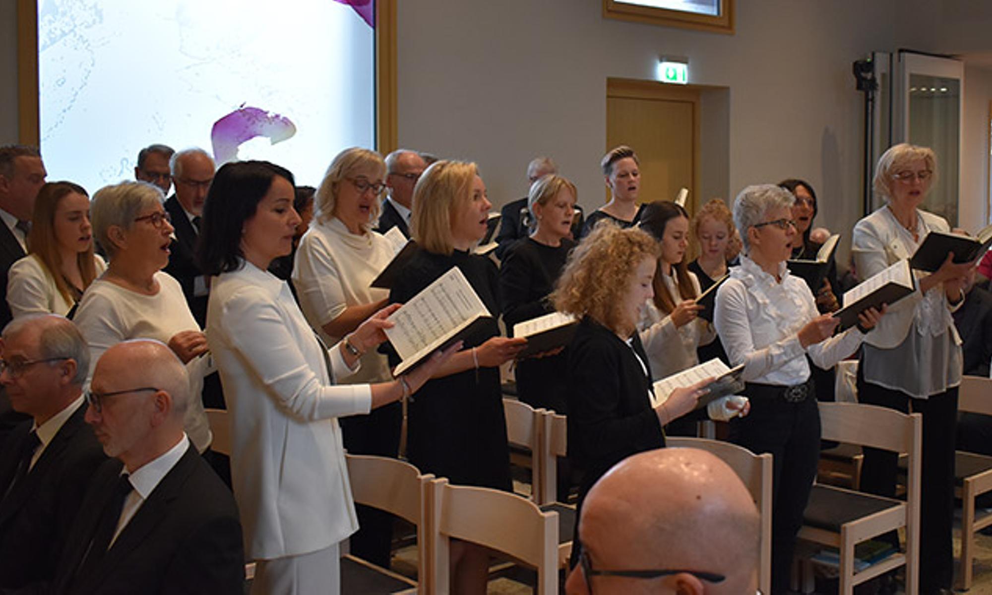 Chor im Weihegottesdienst in Pfalzgrafenweiler