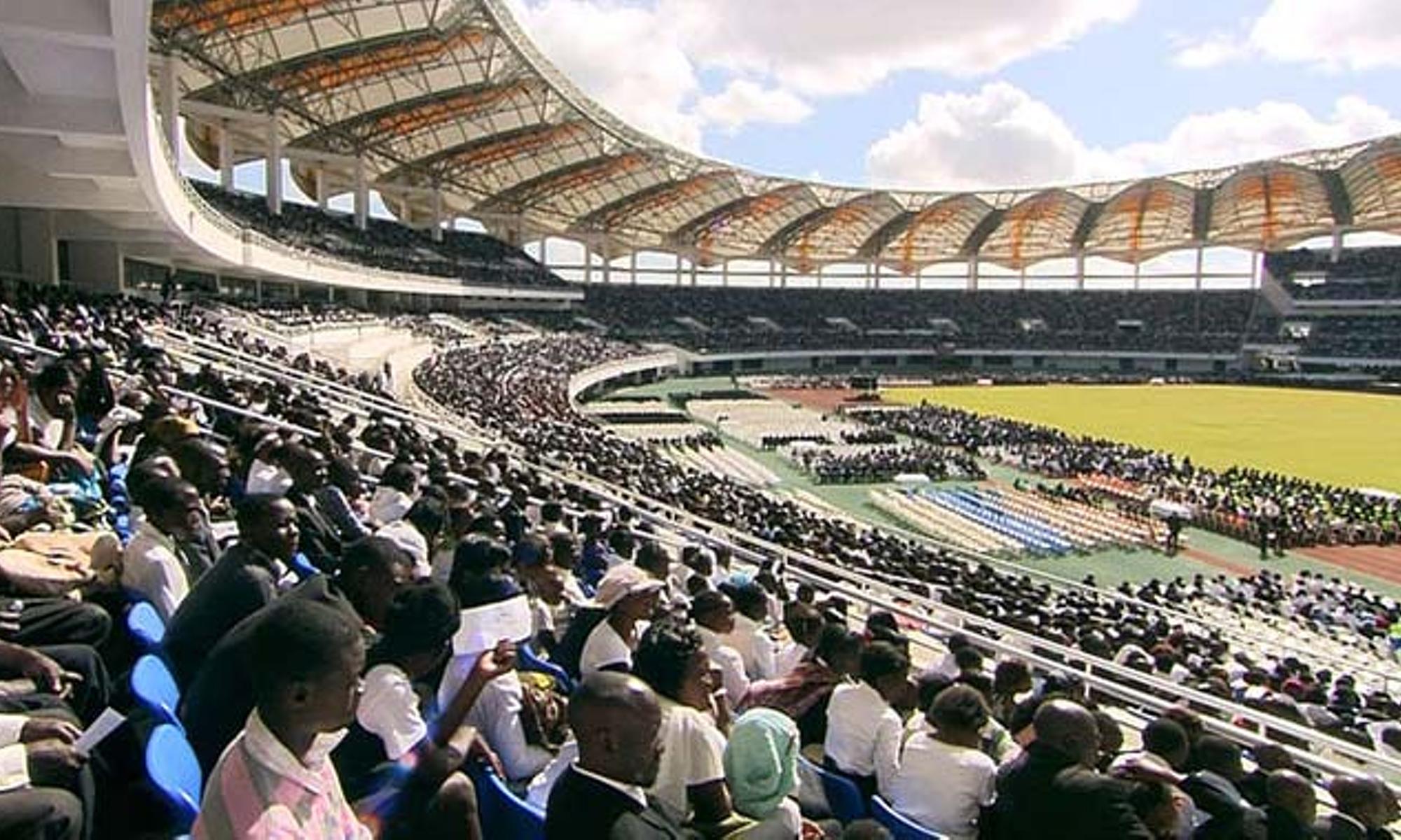 Das Pfingstfest 2015 wurde im "National Heroes Stadium" in Lusaka (Sambia) gefeiert