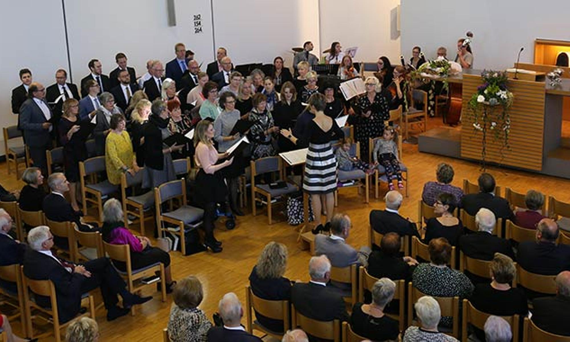 Der gemischte Chor der neuapostolischen Gemeinde Stuttgart-Zuffenhausen