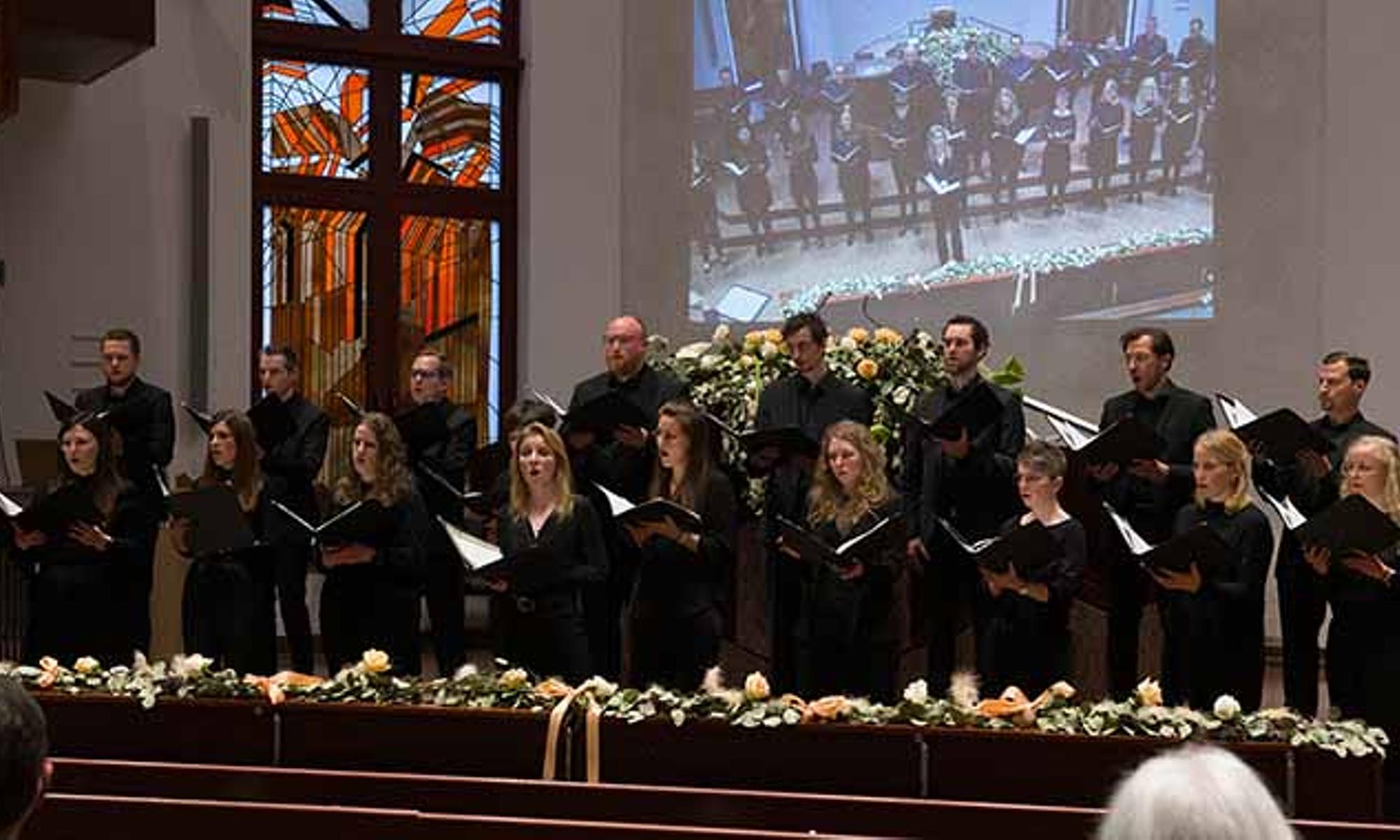Der "Junge Chor" in der Neuapostolischen Kirche in Karlsruhe-Mitte