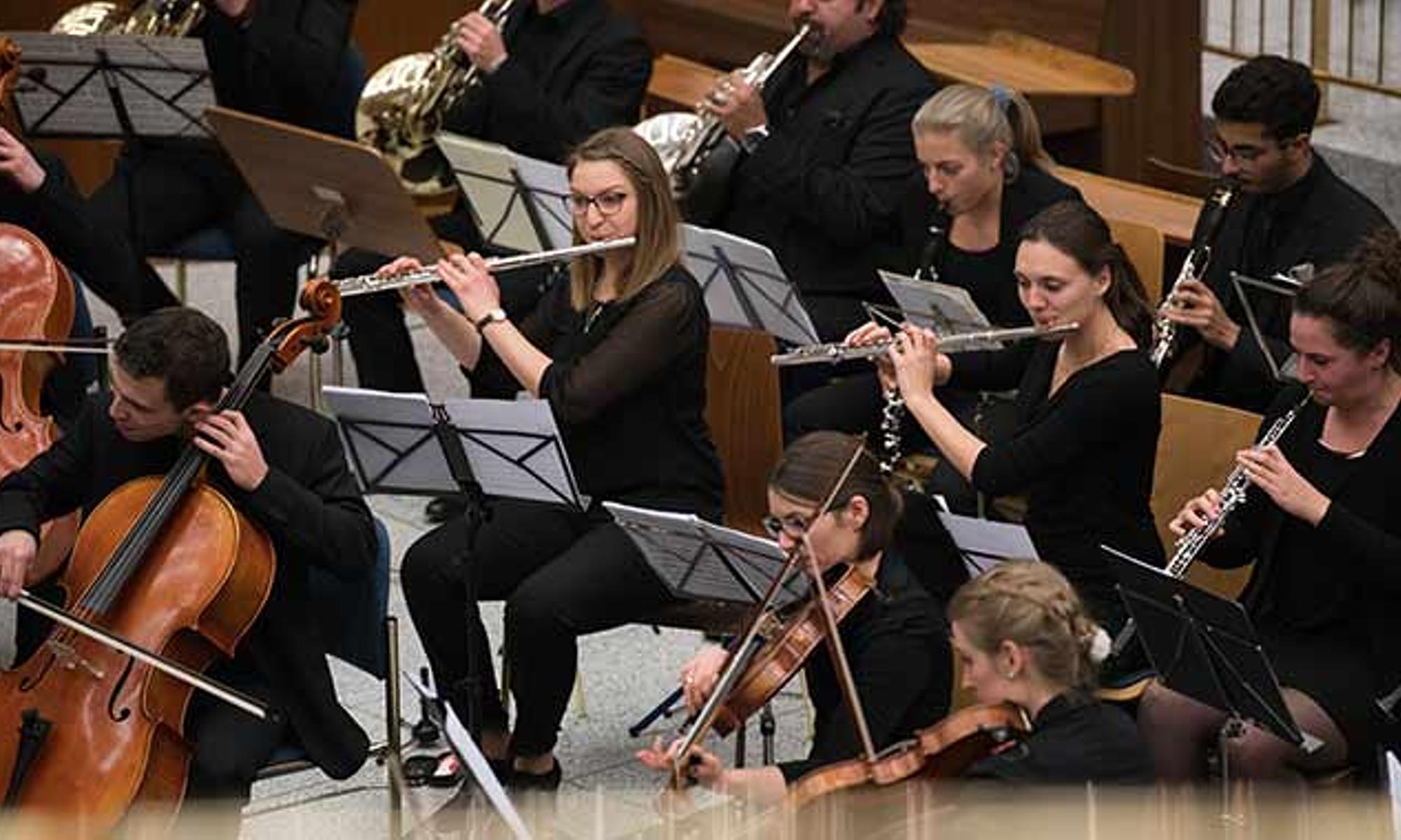In Wiesbaden und in Heilbronn gab das Auswahlorchester Konzerte zum Jahresbeginn.